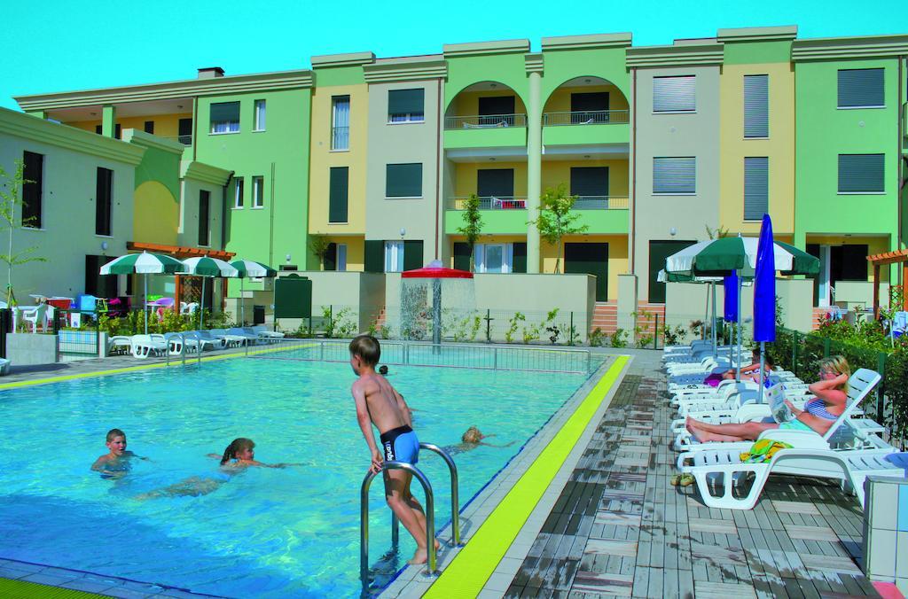Apartment Farnie Lido Altanea